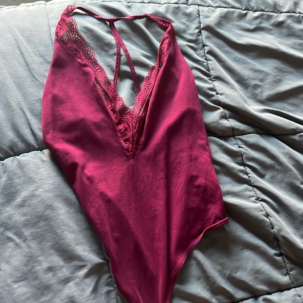 Express strappy bodysuit with lace V-neck accent